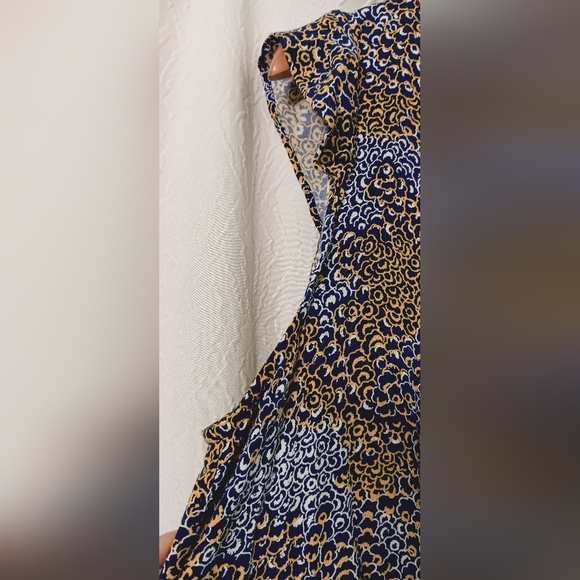 Boden Elegant Sleeveless Multicolor Patterned Dress With Zipper On Side  Size 10 - Picture 3 of 11